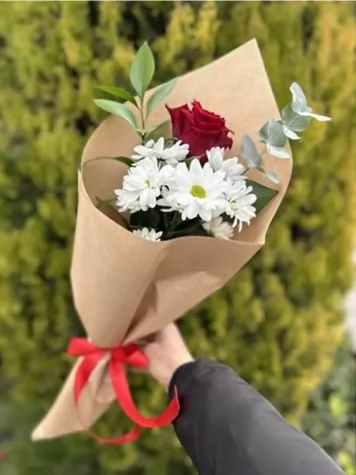 Papatya ve Gül buketi